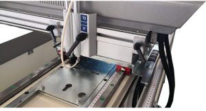 Guida all'Acquisto di una Macchina CNC per Alluminio e PVC